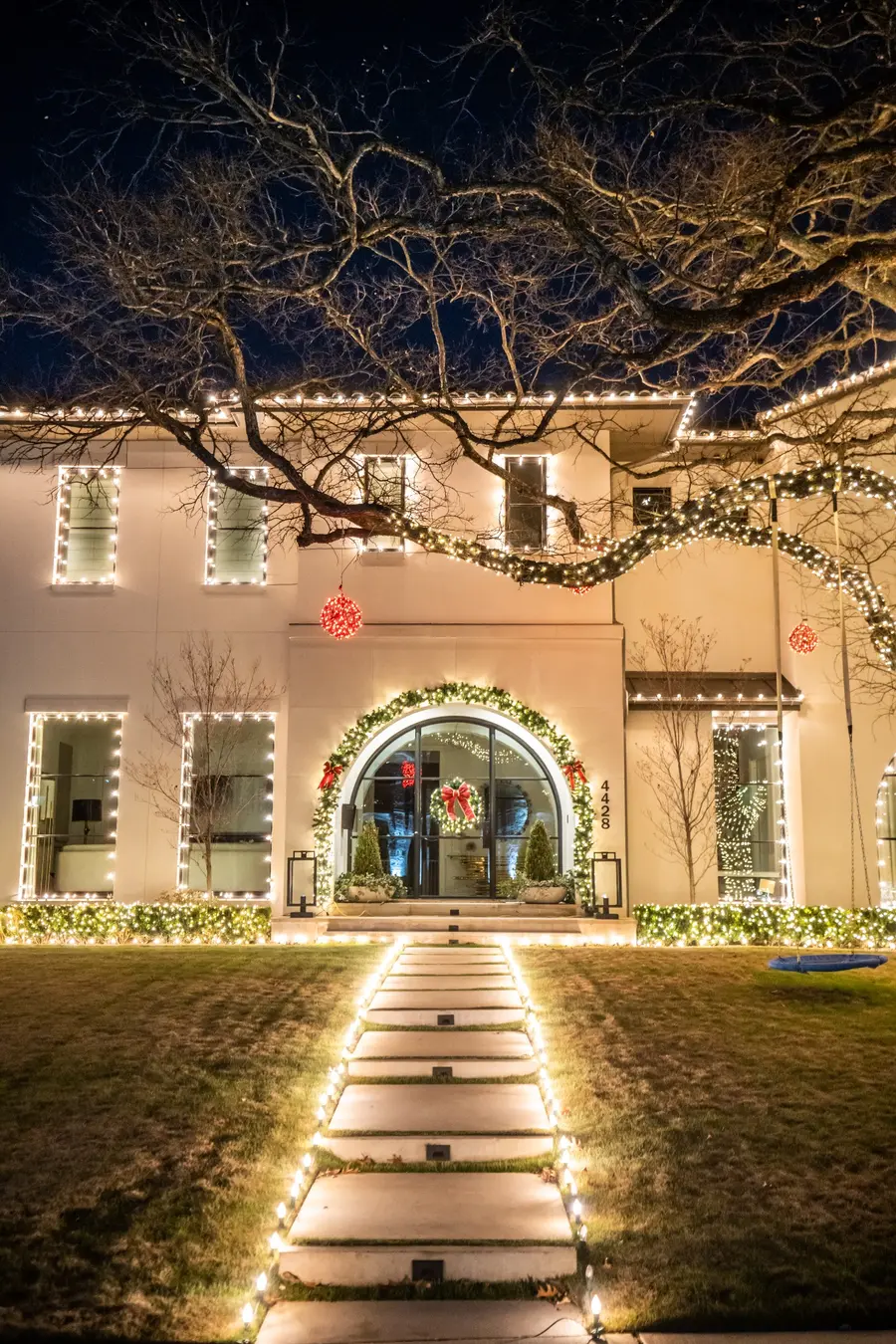 Example of professional Christmas light installation available for Southside Corpus Christi properties